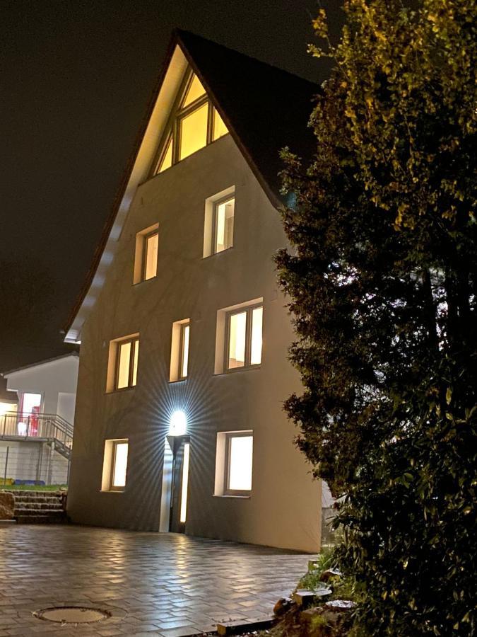 Helle, Grosszuegige Ferienwohnung Fuer 2 - 3 Personen Mit Parkplatz + E-Ladestation In Buchholz, Nordheide Buchholz in der Nordheide Exterior photo