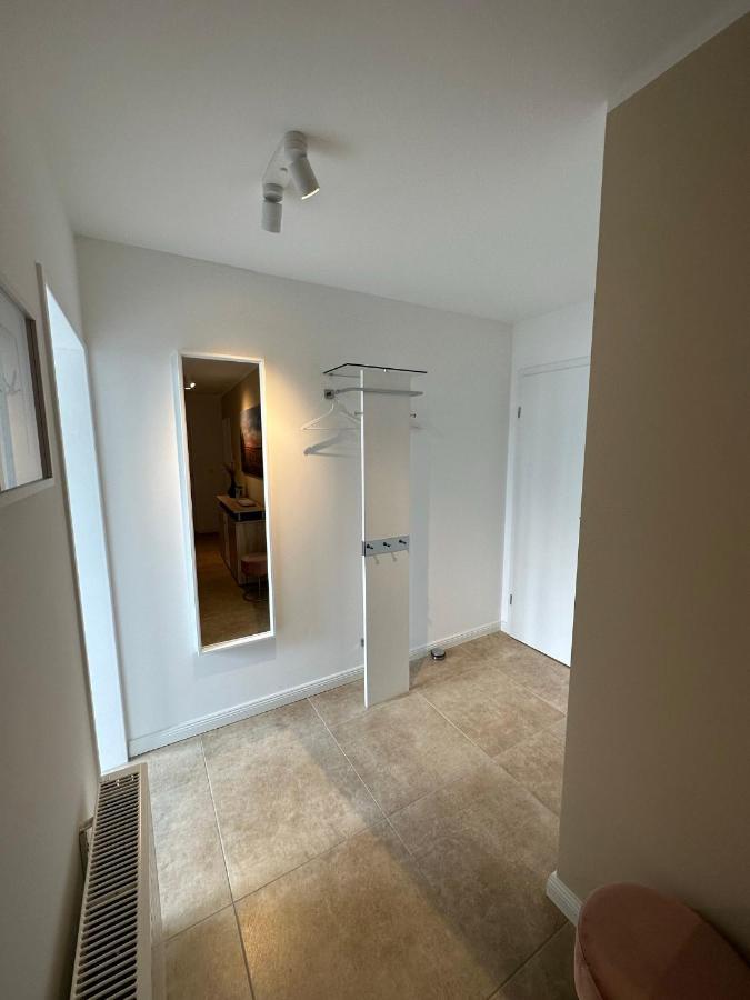 Helle, Grosszuegige Ferienwohnung Fuer 2 - 3 Personen Mit Parkplatz + E-Ladestation In Buchholz, Nordheide Buchholz in der Nordheide Exterior photo